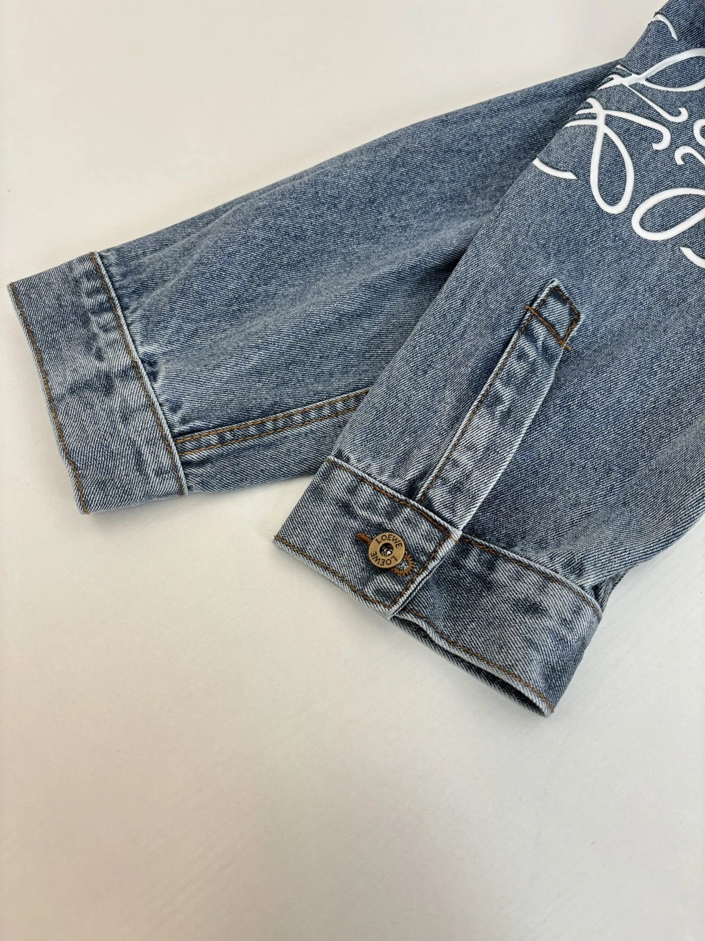 wg.luxury- 8o5w5 item:E-F363H2714
